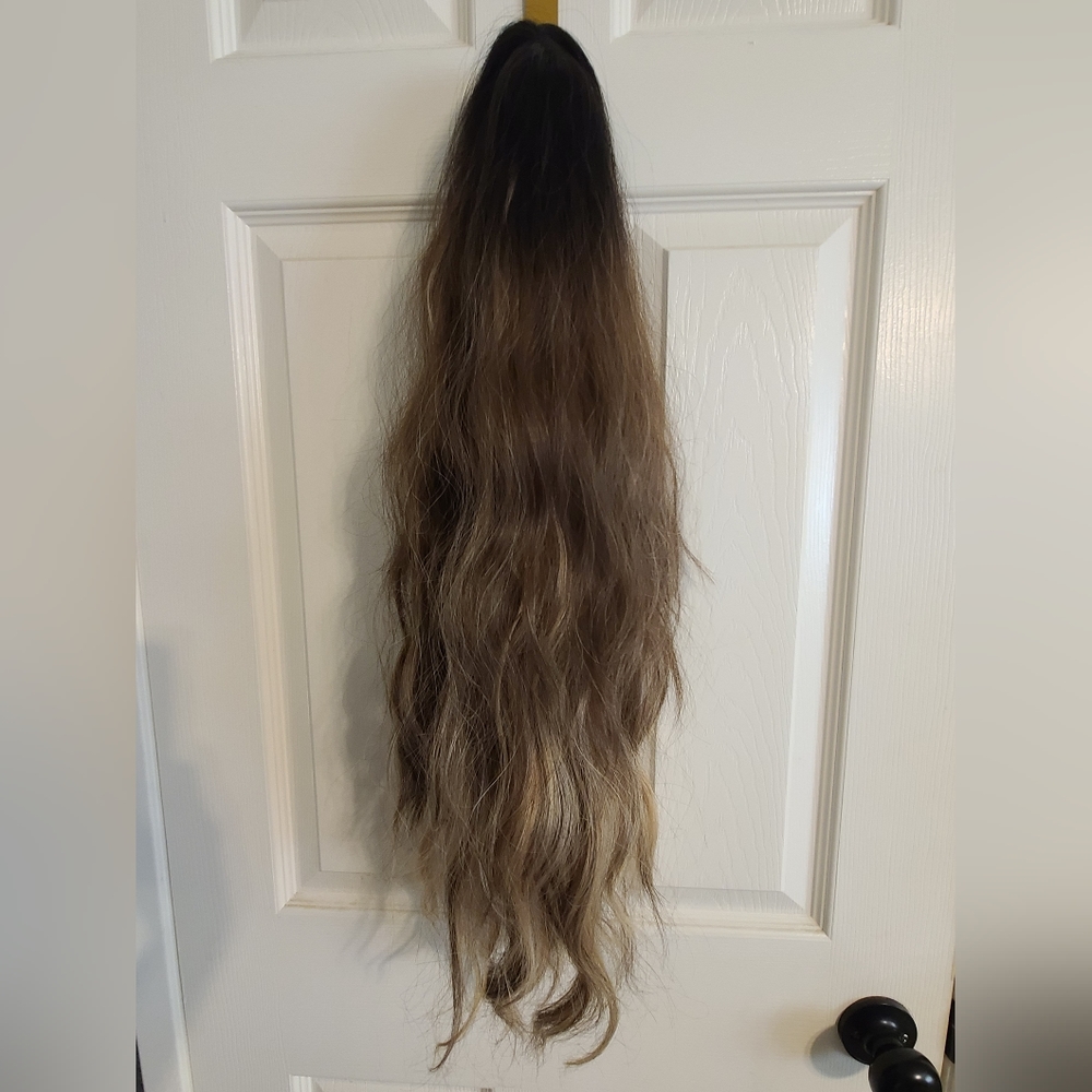 Chelsea Smith Cosmetics Wig : Ombre